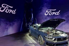 Ford Mustang Dark Horse auf der New York Auto Show 2023.  KREDIT: Coleman Molnar