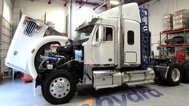 A Hydra Energy hydrogen-driven truck