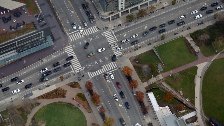 Toronto aims to ramp up fine for drivers who block intersections | Driving
