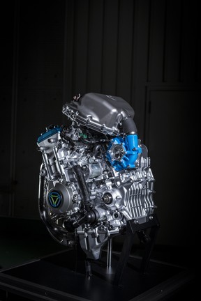Kawasaki's prototype hydrogen-powered H2 engine