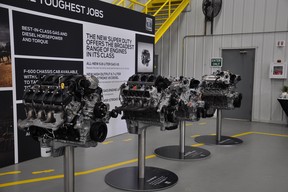 2023 Ford Super Duty's engines