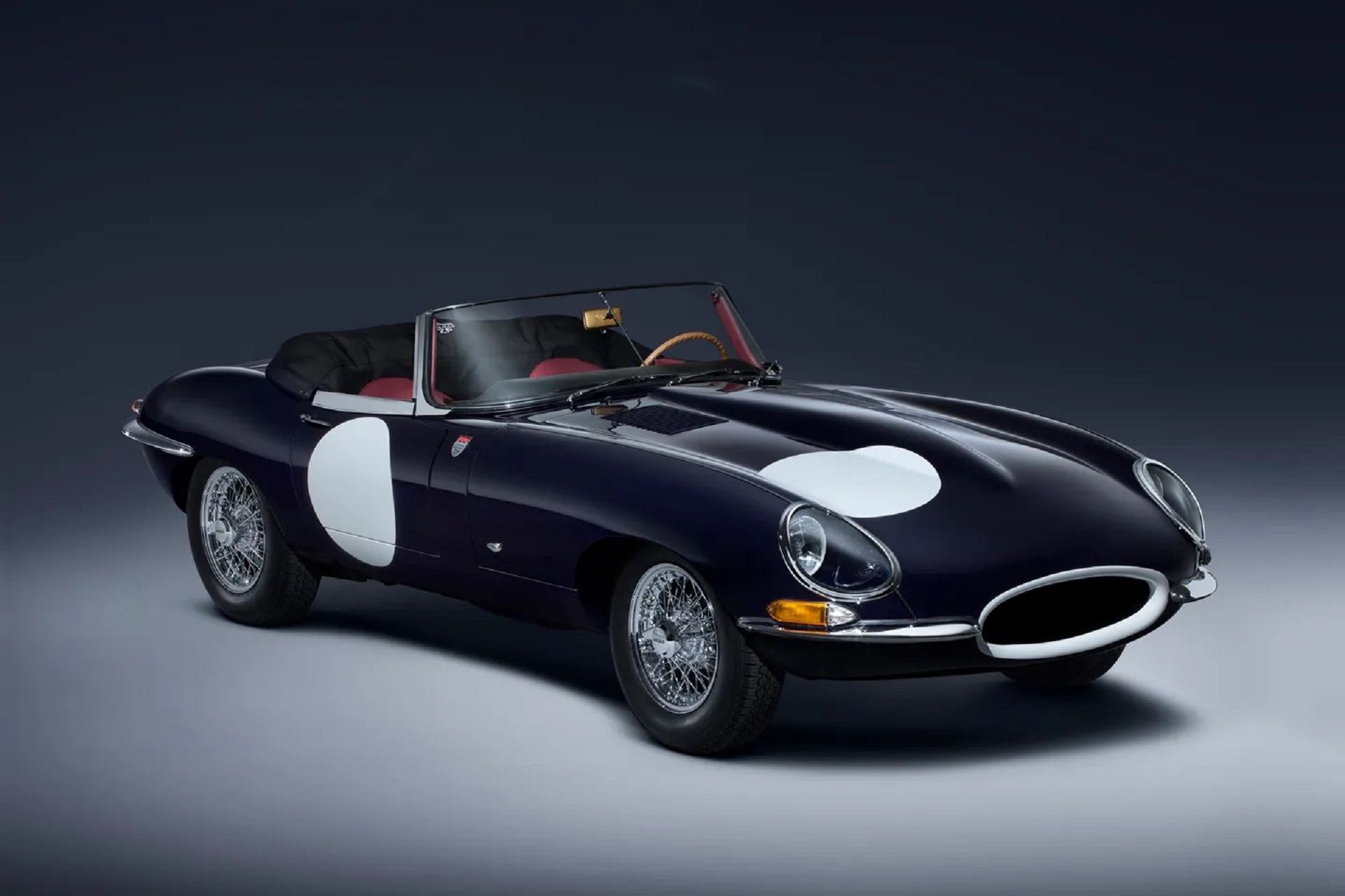 JAGUAR CLASSIC UNVEILS TRIBUTE TO FIRST E-TYPE RACE WINS WITH THE E-TYPE ZP  COLLECTION
