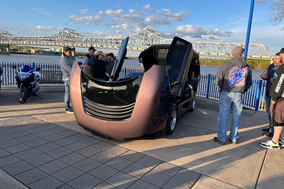 The only road-legal 'Wraith' turns up for sale at auction | Driving