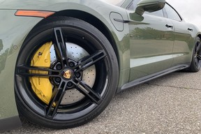 Porsche Taycan GTS Sport Turismo