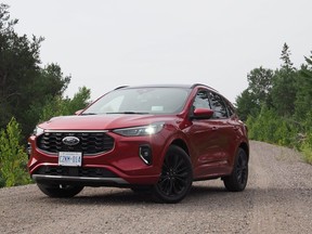 2023 Ford Escape ST Line AWD