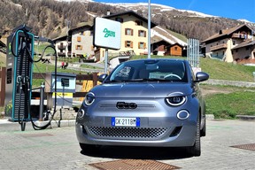 2023 Fiat Nuovo 500e La Prima by Boccelli