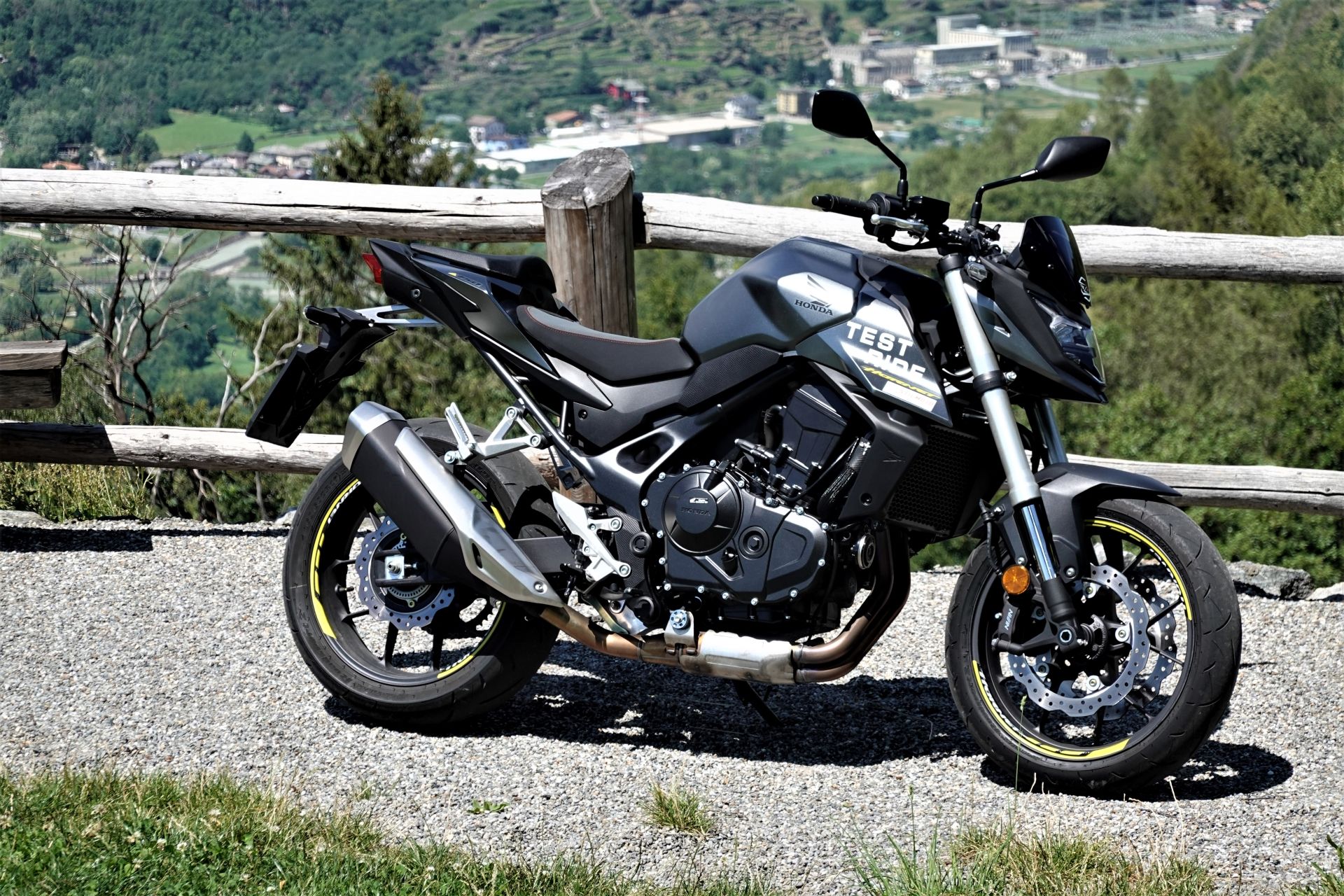 Honda CB500 Hornet (2024) - Technical Review