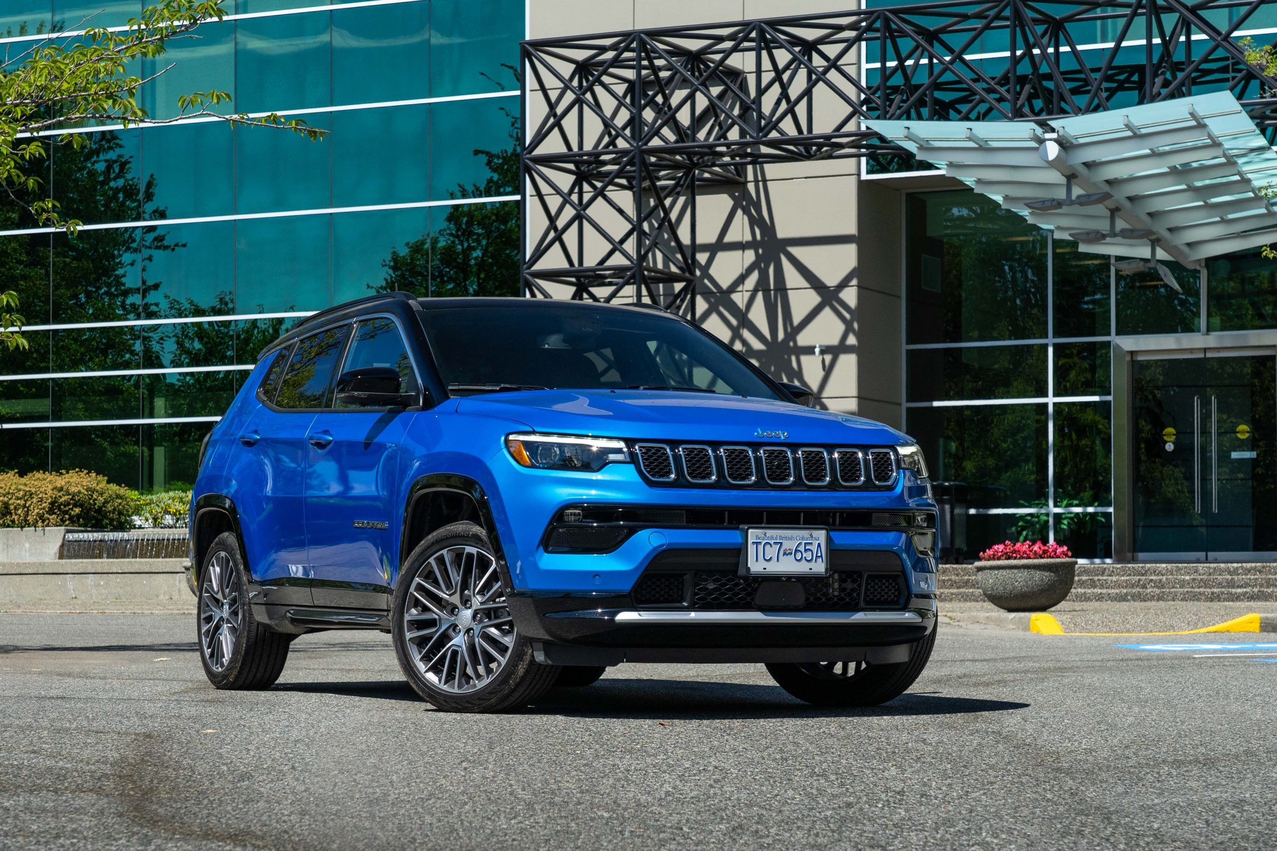 2023 Jeep Compass Limited SUV Review