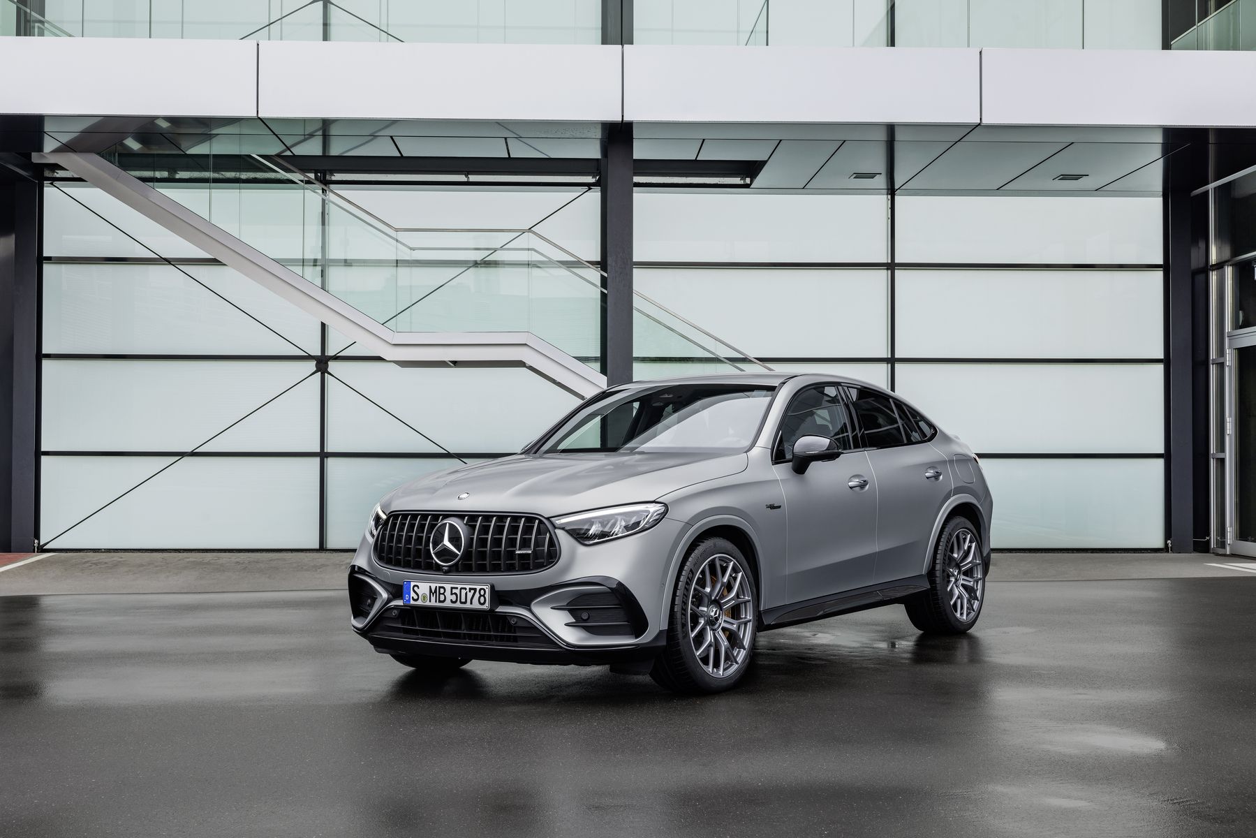 2024 Mercedes-AMG GLC Coupe powers on with turbo 4-cylinder