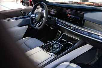 2024 BMW 530i xDrive delivers sporty performance and comfortable ride ...