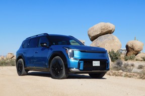 The 2024 Kia EV9 proved a sure-footed vehicle in the shifting sands of the Sonoran desert in Arizona. CREDIT: Andrew McCredie