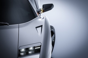 The "Diablo horn" design cue on Eccentrica Cars' Lamborghini Diablo restomod, styled by Studio BorromeodeSilva