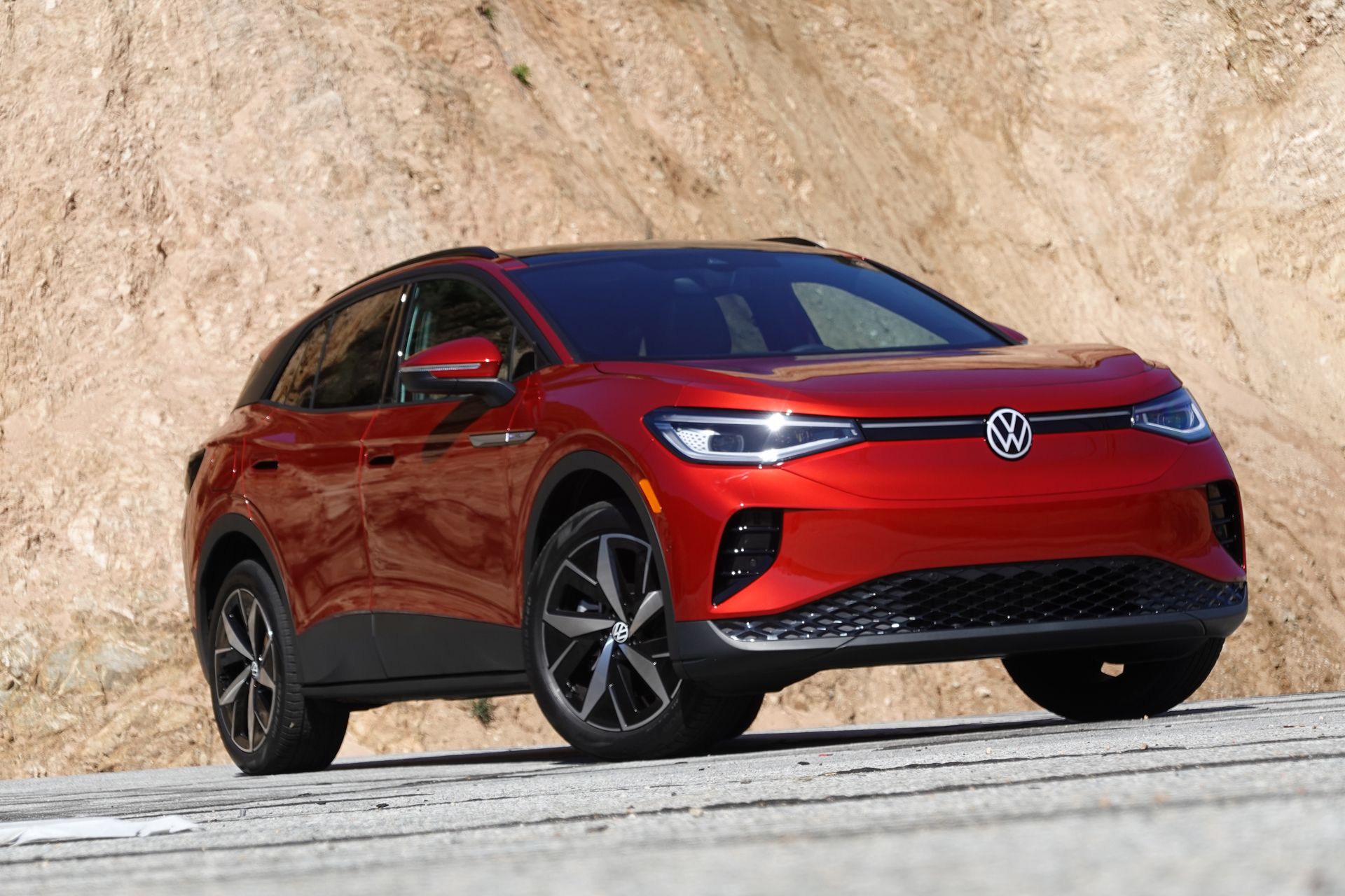 2024 VW ID.4 gets a little more efficient, a lot more powerful