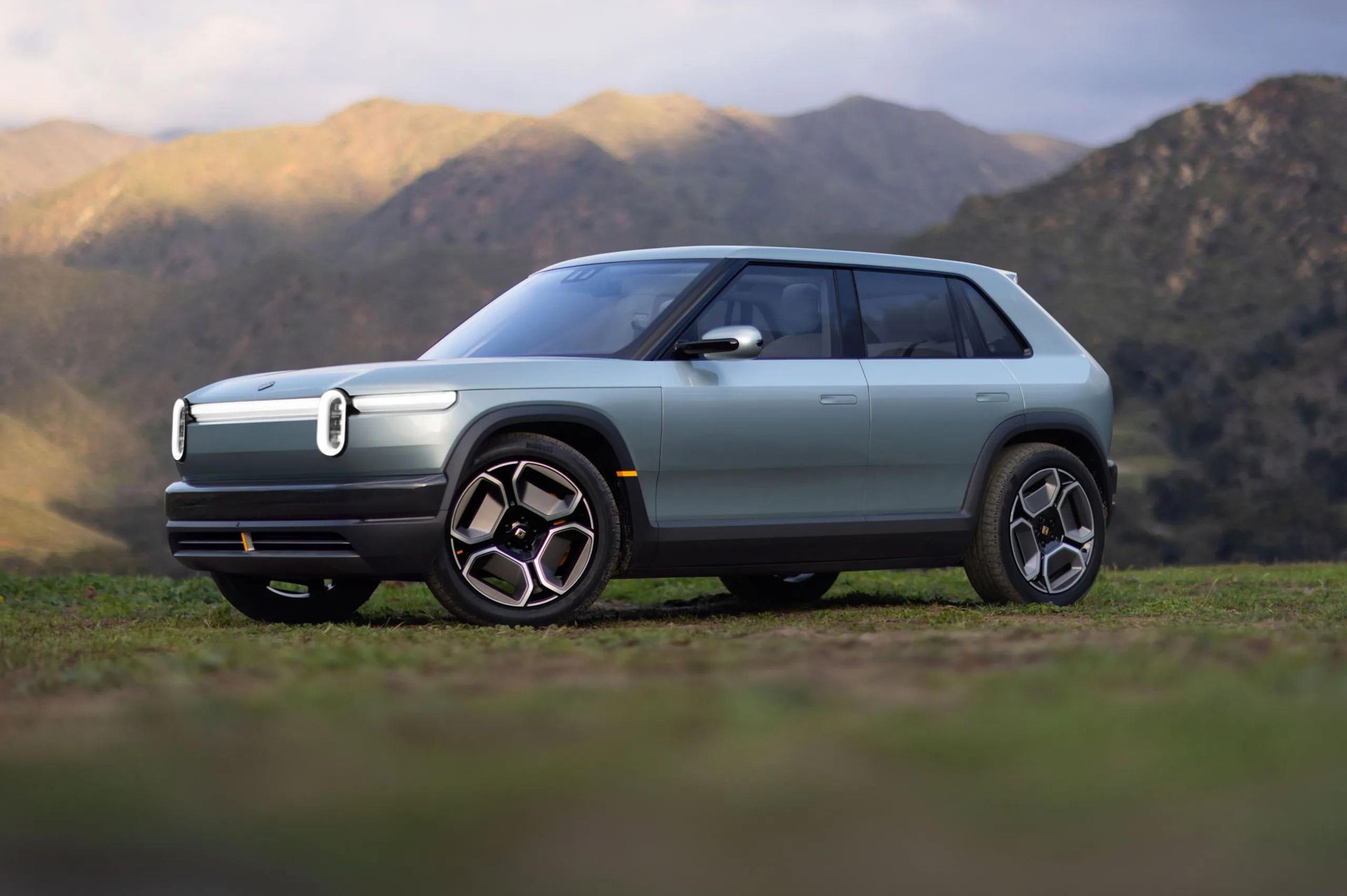 Rivian teases 5 new models, including 'affordable mass market' ones ...