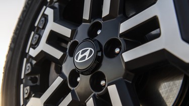 2025 Hyundai Santa Cruz XRT wheel logo badge