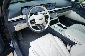 2025 Genesis GV80 09