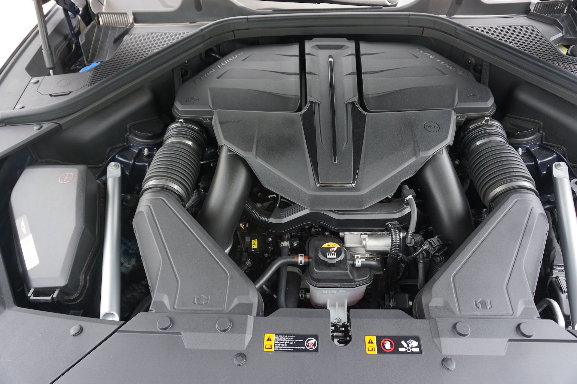 2025 Genesis GV80 14