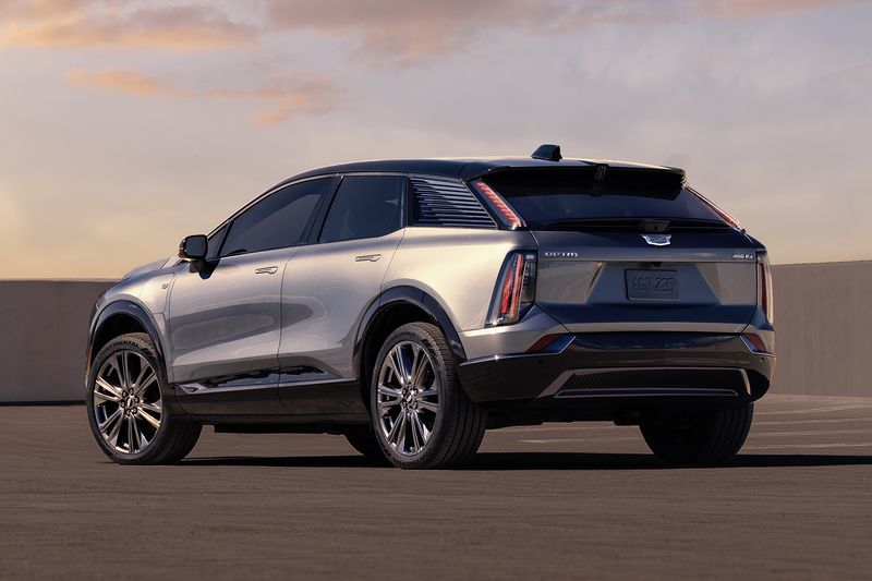 2025 Cadillac Optiq: An affordable EV for the brand's luxury lineup -  Reviews | Driving