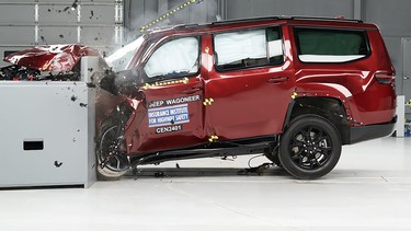 2023 Jeep Wagoneer in an IIHS crash test