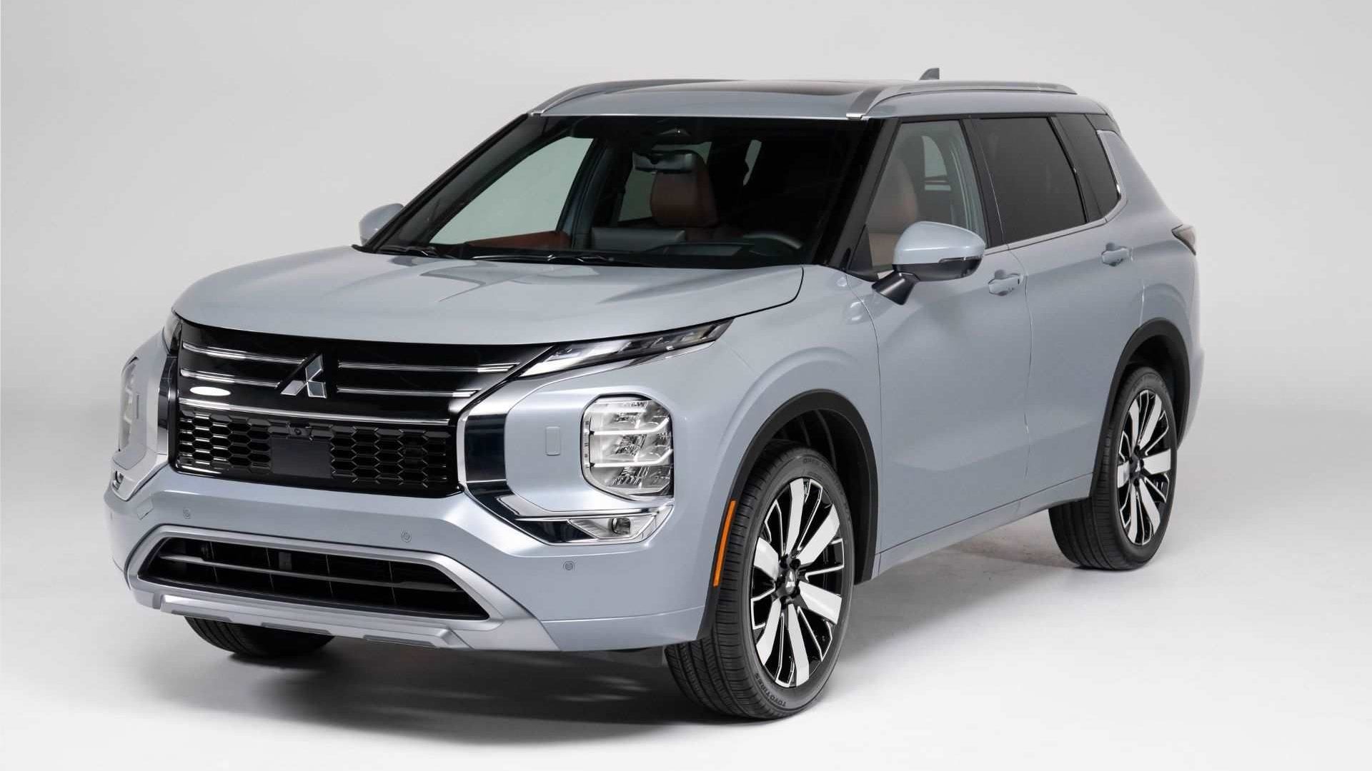 2025 Mitsubishi Outlander Canadian pricing starts at 35,598 Driving