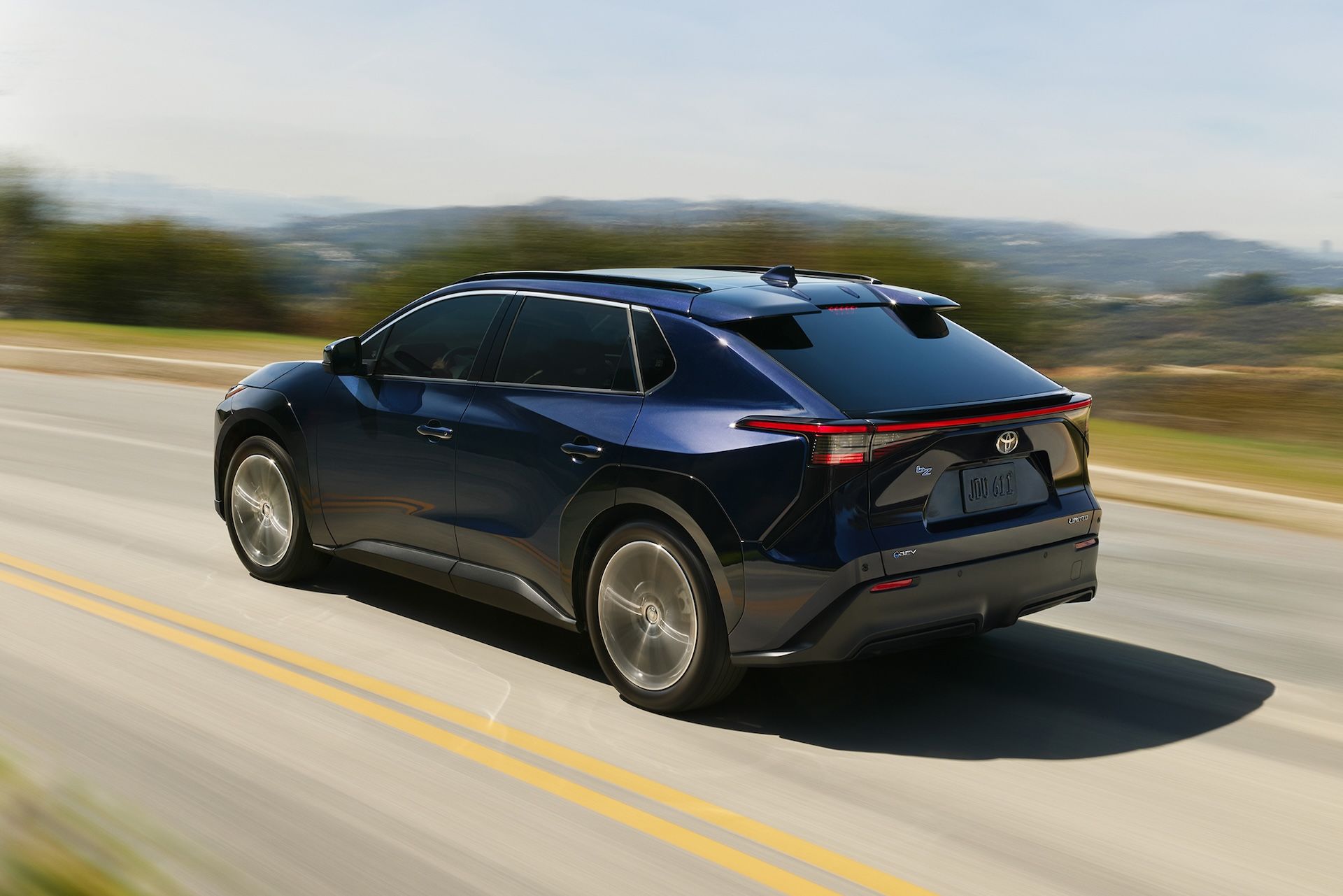 Toyota's revamped all-electric bZ increases range to 460 km | Driving