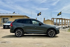 2026 Volvo XC60 T8 Plug-in Hybrid Ultra