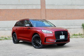 2025 Lincoln Corsair Grand Touring PHEV 11