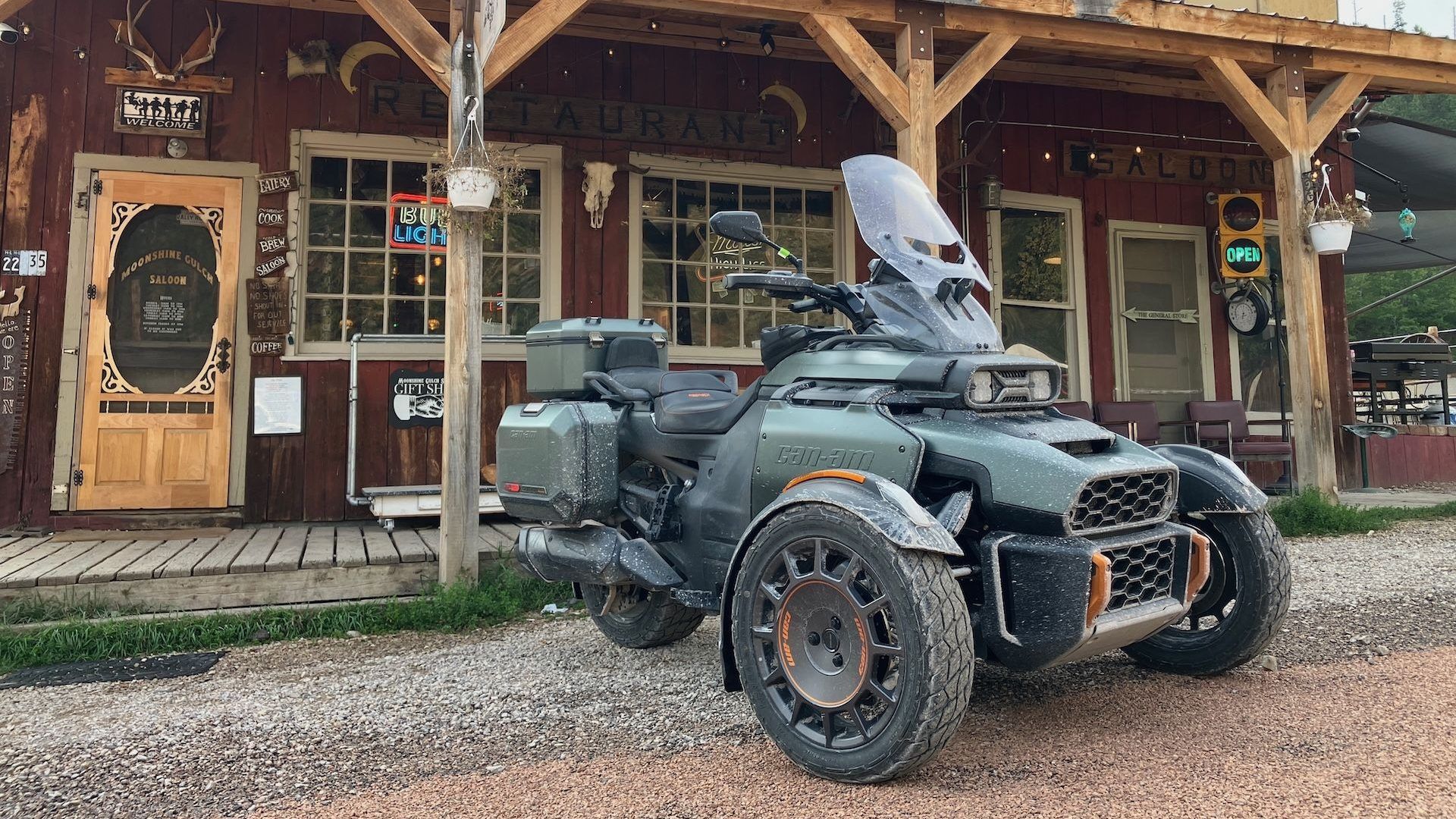 2026 Can-Am Canyon Redrock | Three-wheeler Review - Reviews | Driving