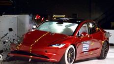 2025 Tesla Model 3 in IIHS passenger-side small overlap front test