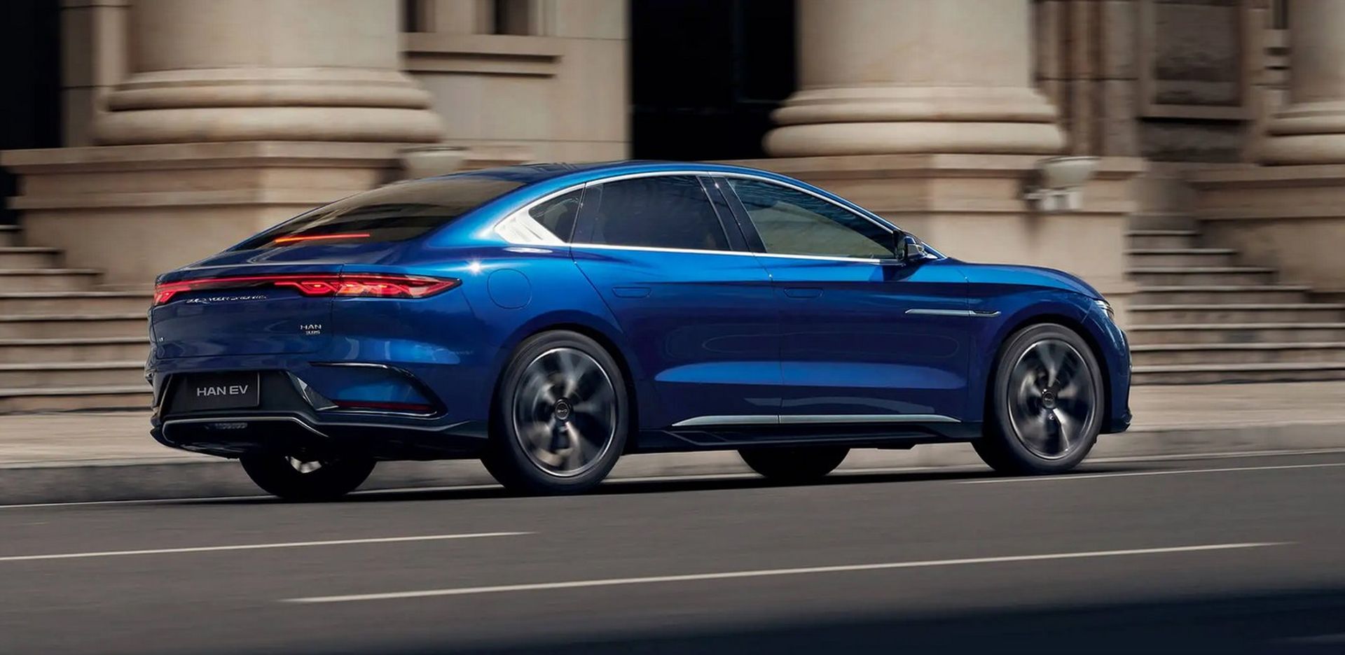 BYD Han with flush door handles