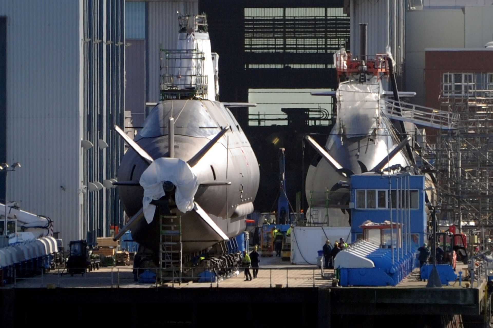 A new submarine (left) built for the Israeli Navy at the site of ThyssenKrupp Marine Systems in Kiel, northern Germany on April 4, 2013