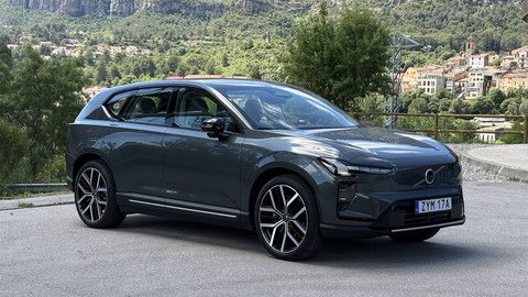 2027 Volvo EX60