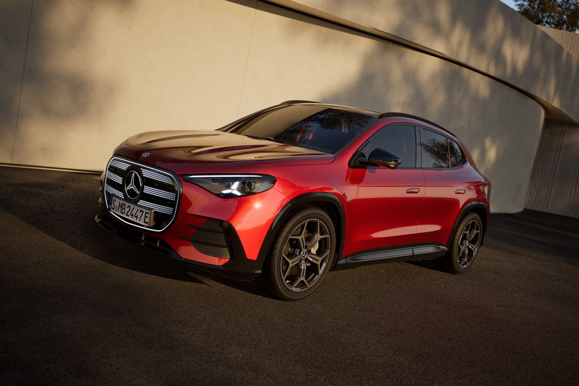 Mercedes-Benz GLA electric