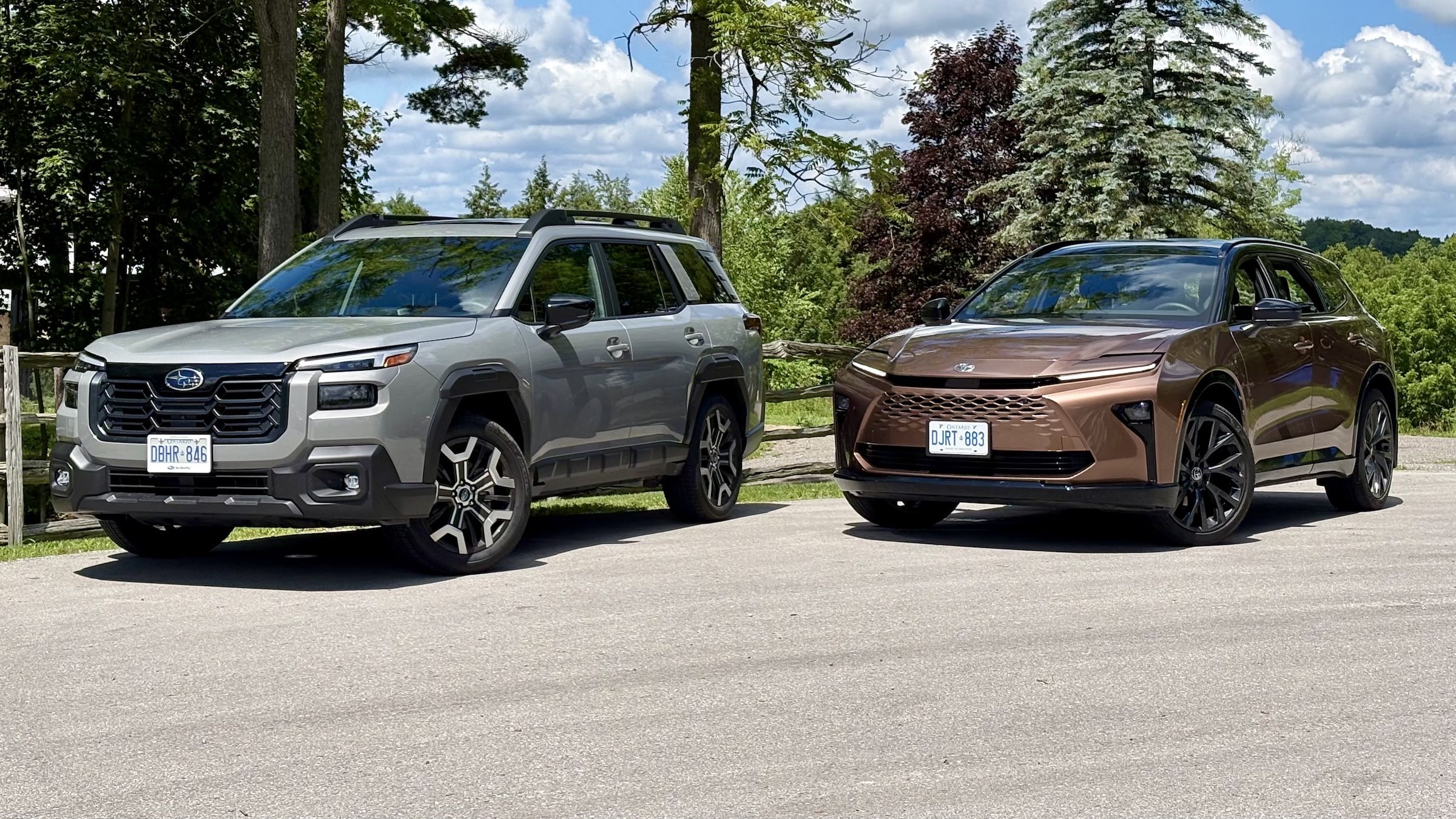 Subaru Outback vs Toyota Crown Signia