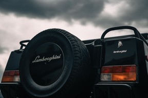 Lamborghini LM002