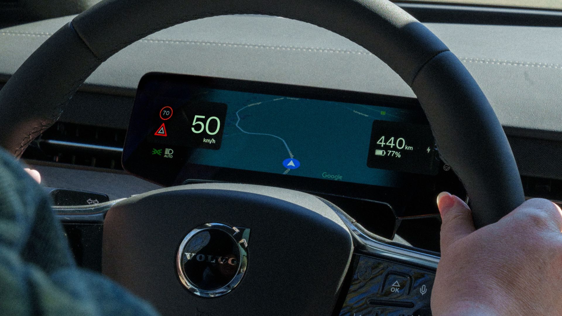 New intelligent safety features coming to Volvo EX60, EX90