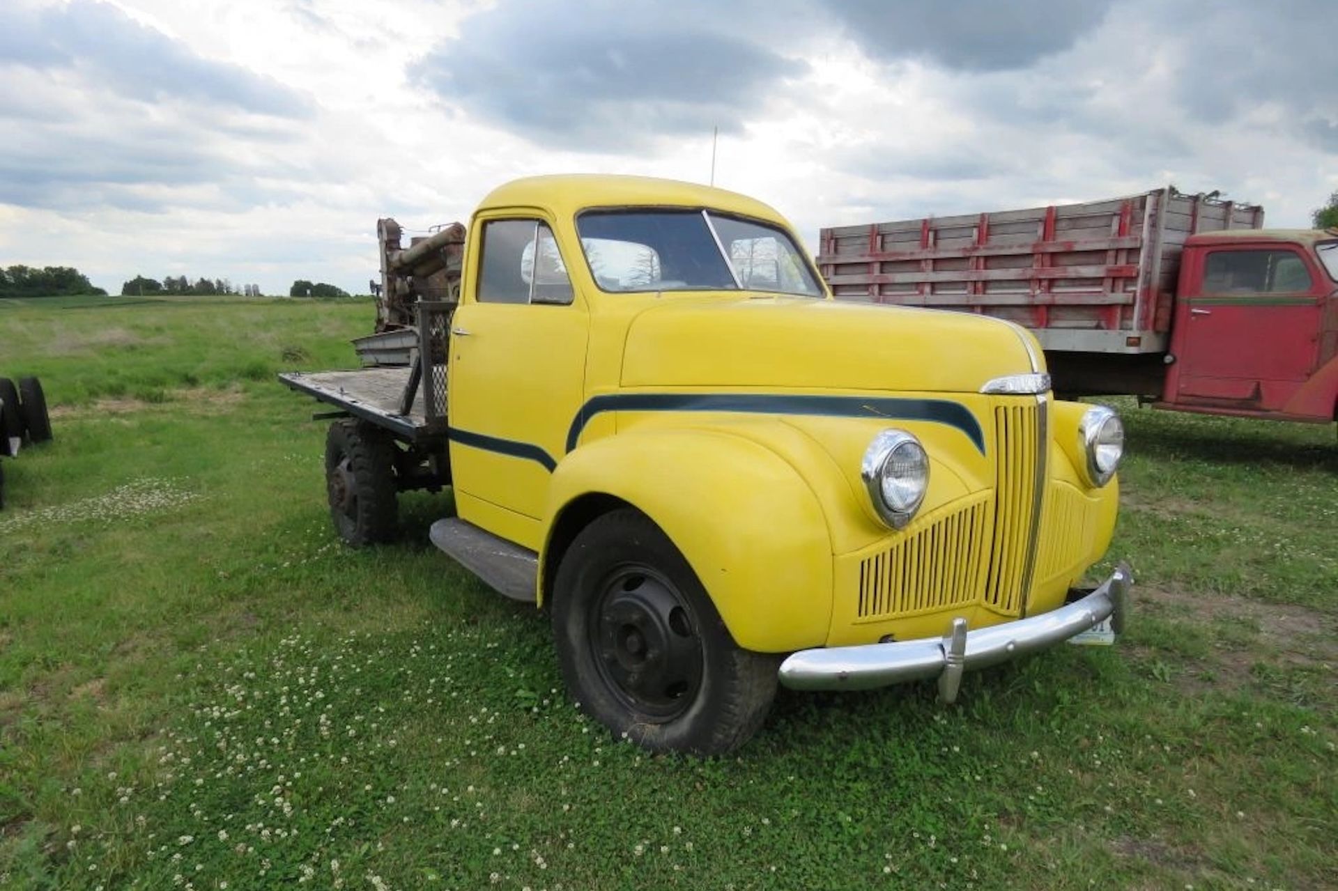 1946 Studebaker 1 1/2 ton Flatbed Truck