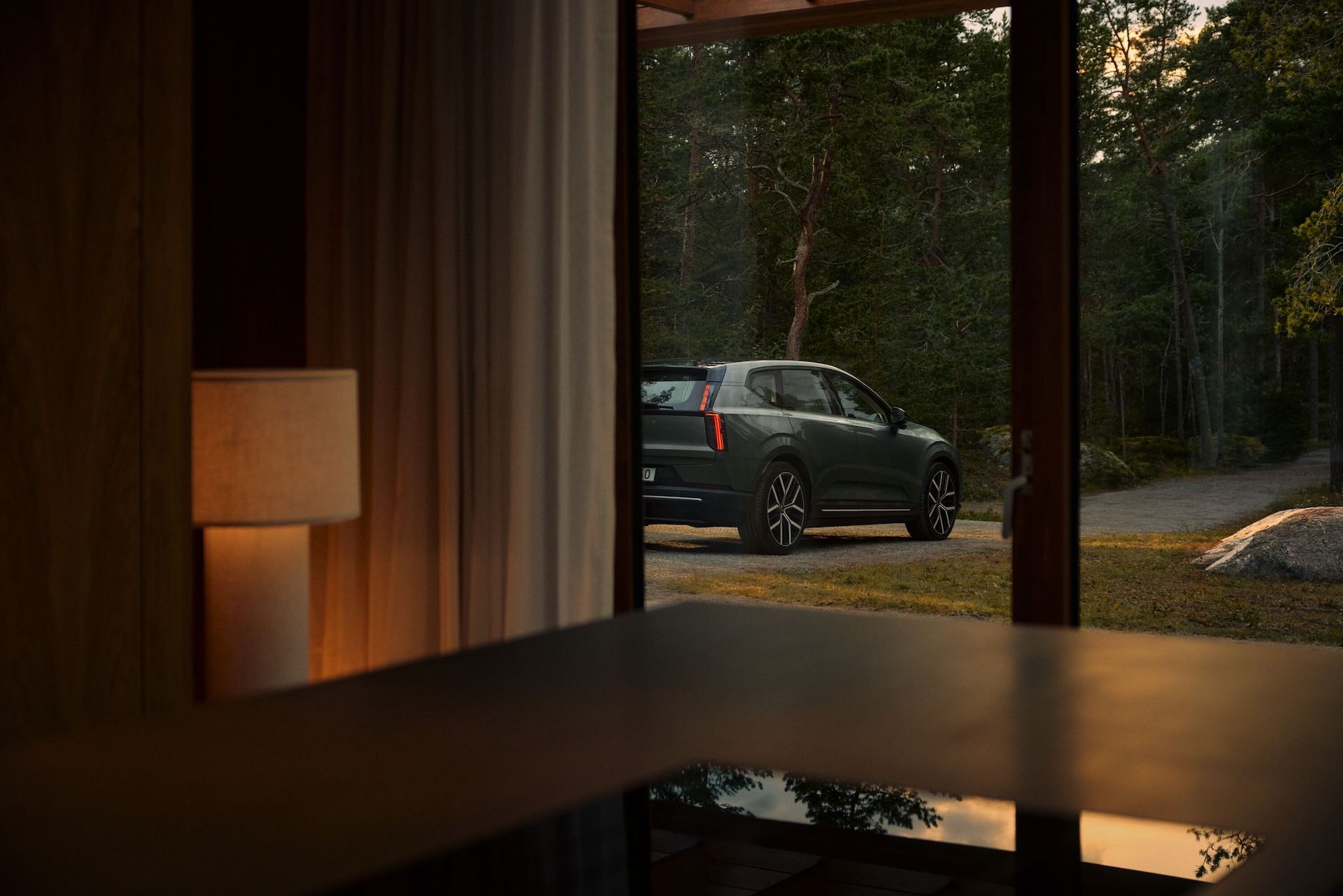 Volvo EX60