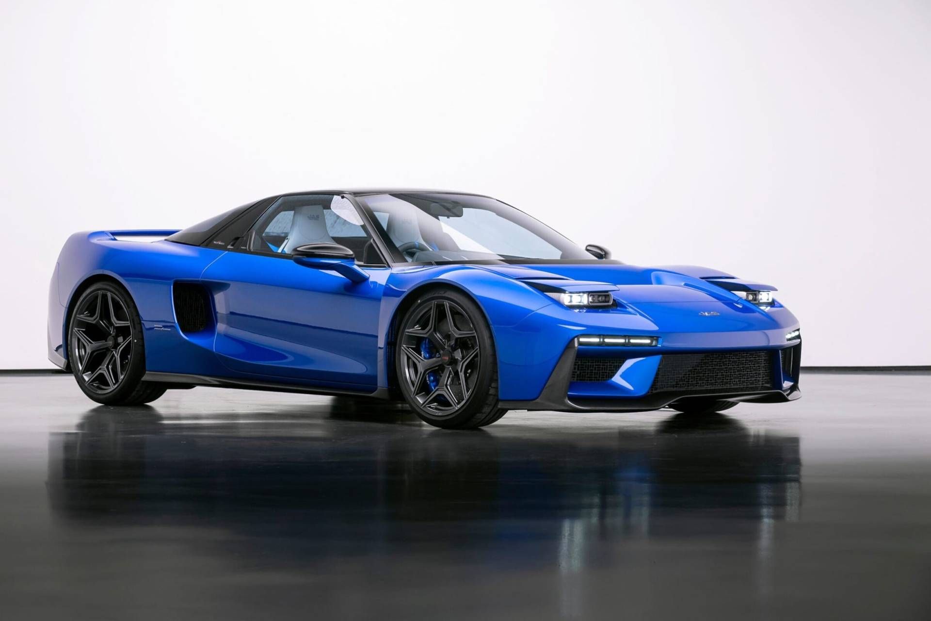 Acura NSX restomod rocks 425-hp V6 and a six-speed stick