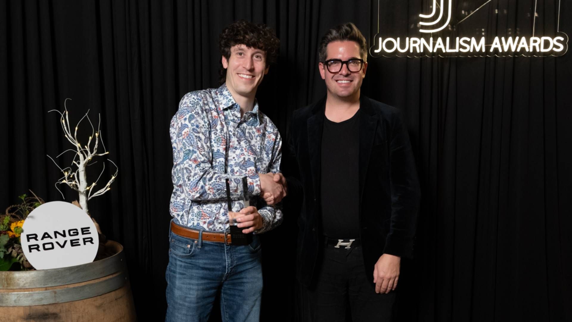 Clayton Seams receives the 2026 AJAC Journalist of the Year award, presented by Range Rover
