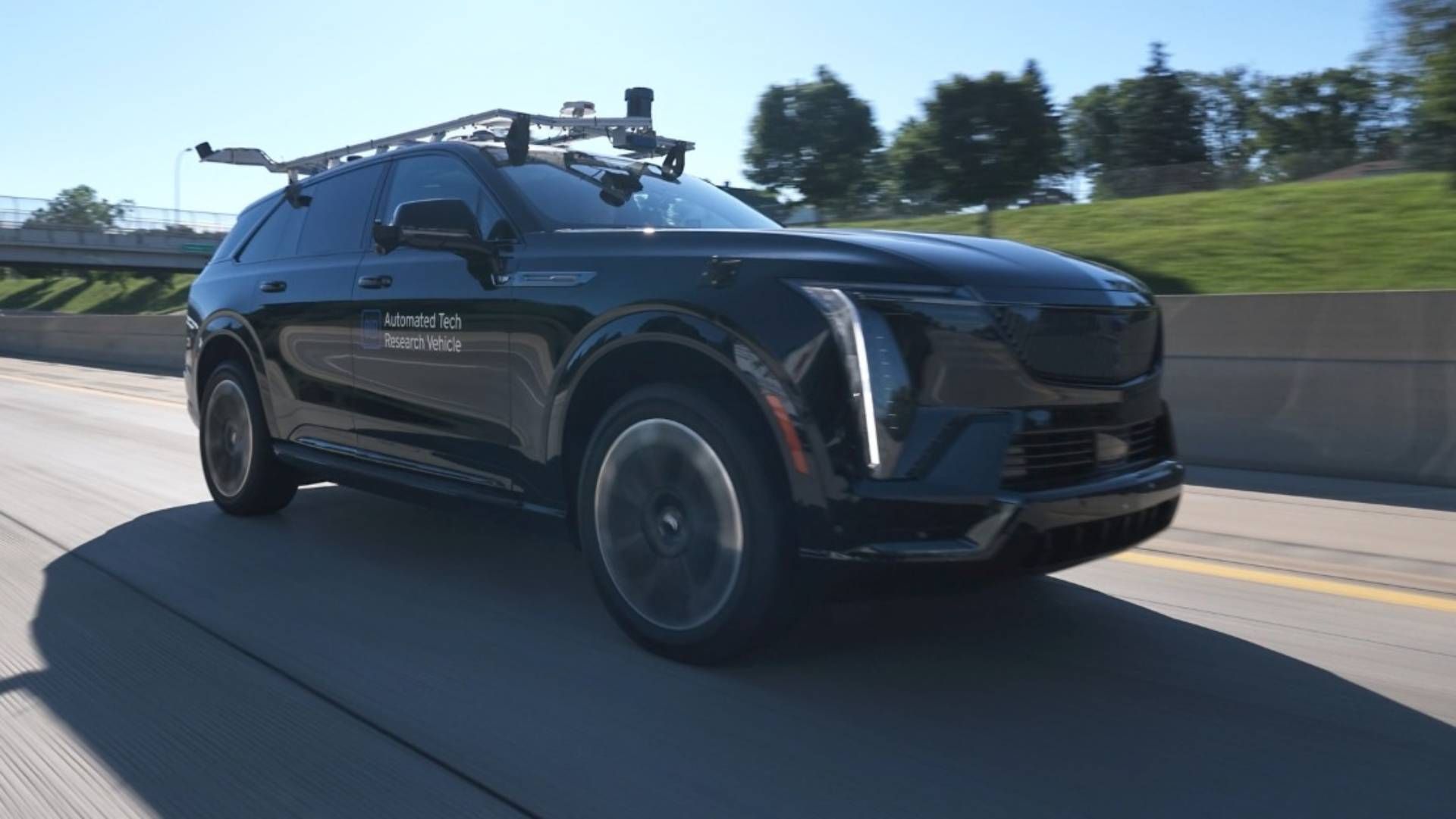 GM outlines plan for next-gen EV platform, Level 4 autonomous cars