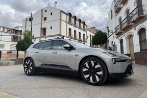 First Drive: 2027 Polestar 4 SUV gets a rear window | Reviews