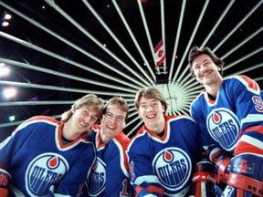Wayne Gretzky, Mark Messier, Jari Kurri, Glenn Anderson