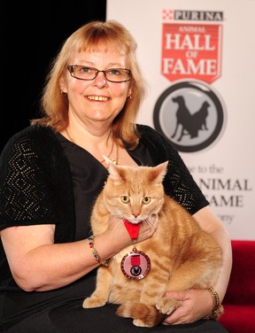 rsz_monty_2012_purina_animal_hall_of_fame