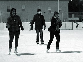 2013.01.26 Lat 53 skating (21)