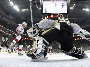 Tomas Vokoun makes a stop against the Ottawa Senators in the first game of Pittsburgh's second-round playoff series. (Photo: Justin K. Aller/Getty Images)