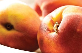 Know the different type of peaches
