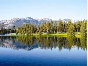 Inspired by Jasper’s snow-capped peaks, blue-green lakes and turbulent rivers, a Jasper Park Lodge waitress wrote a song, Jasper Blues, that American crooner Bing Crosby sang in 1950.