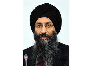 Suneet Singh Tuli, CEO of DataWind, helped unveil the Aakash-2 tablet computer in November 2012 at United Nations headquarters in New York. When Tuli was a St. Albert high school student he filed a human rights complaint against the school board for forbidding him to wear a kirpan as required of a baptized Sikh.