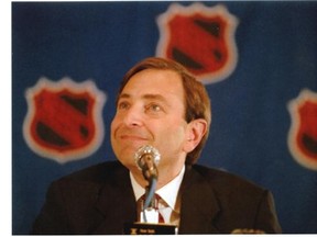NHL commissioner Gary Bettman met with Mayor Jan Reimer and three other mid-sized Canadian city mayors who were worried about losing their hockey teams in 1994.